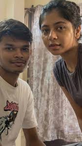 Instagram Couple 19 minute 34 Second Viral Video Clips , 19 Minute Viral Video Link Download