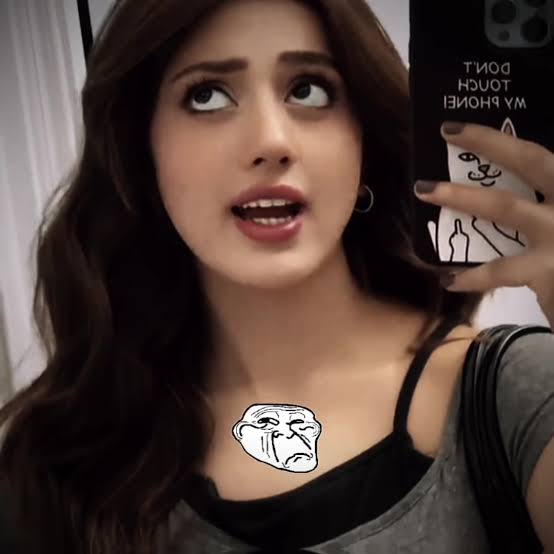 Tiktoker Jannat Mirza Viral Video , Jannat Mirza Viral Cake Video Download Link